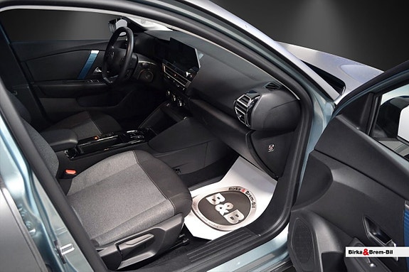 Citroen E-C4 14 of 16
