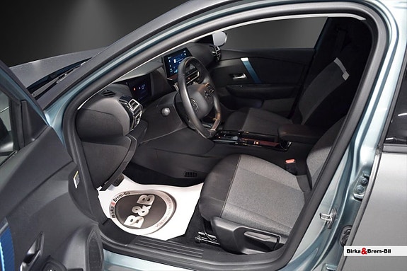 Citroen E-C4 9 of 16