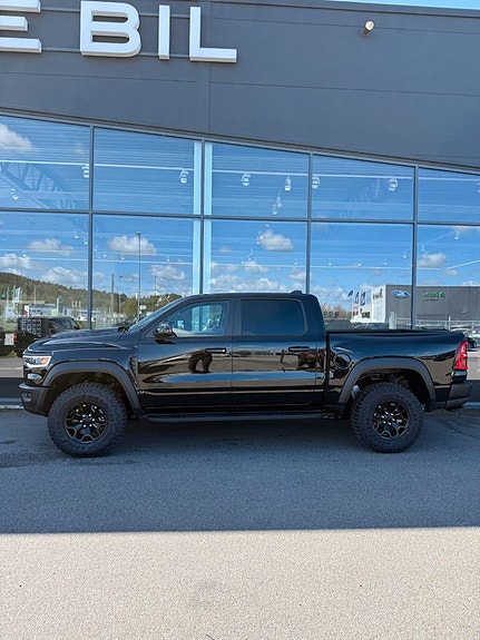 Dodge RAM 1500 3 of 4