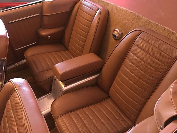 Chrysler 300 5 of 5