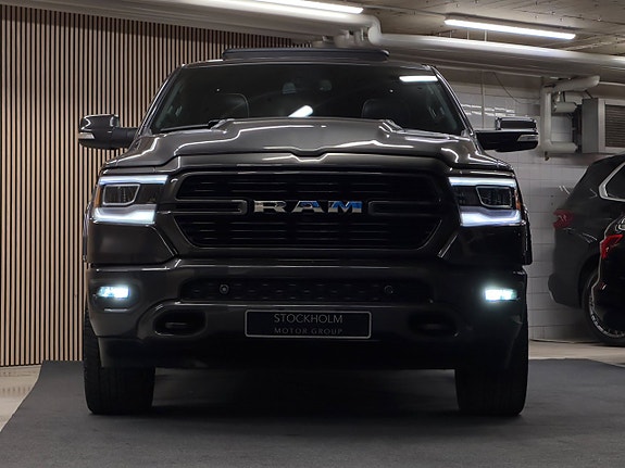 Dodge RAM 2 of 5