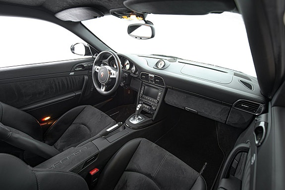 Porsche 911 15 of 30