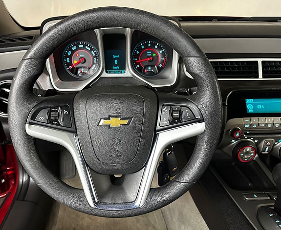 Chevrolet Camaro 14 of 18