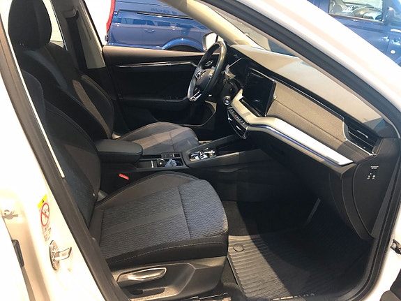 Skoda Octavia 5 of 5