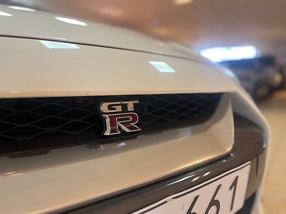 Nissan GT-R 30 of 30