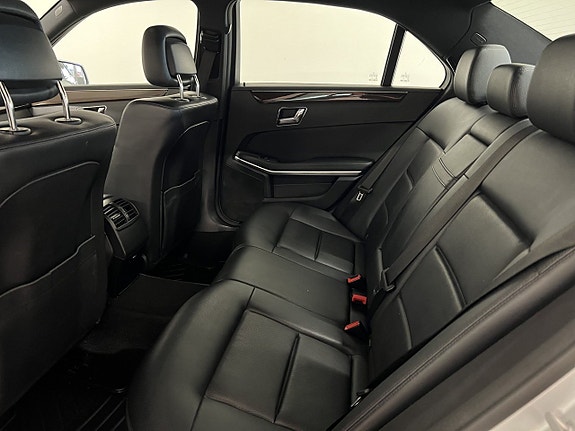 Mercedes-Benz E250 7 of 8