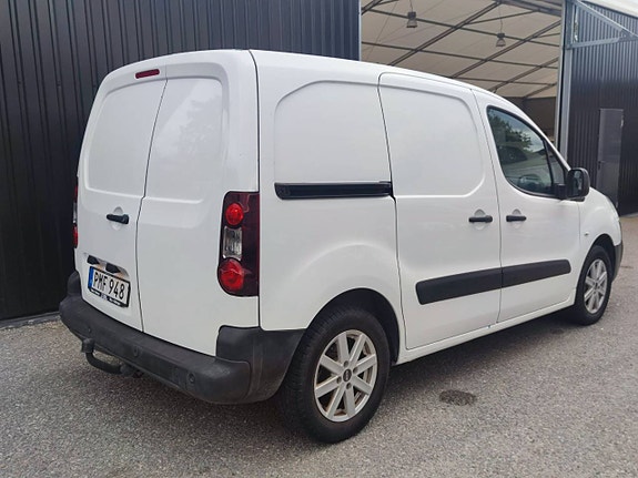 Peugeot Partner 2 of 5