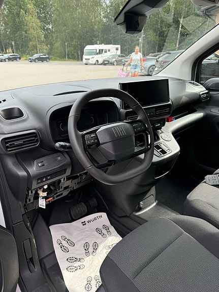 Fiat Doblo 9 of 12