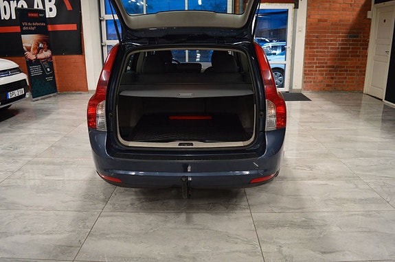 Volvo V50 11 of 19