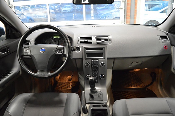Volvo V50 16 of 19