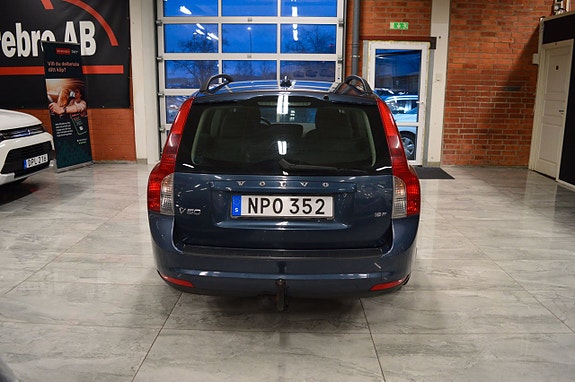 Volvo V50 10 of 19