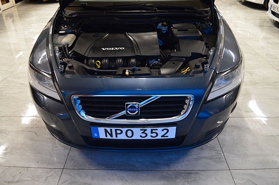 Volvo V50 9 of 19