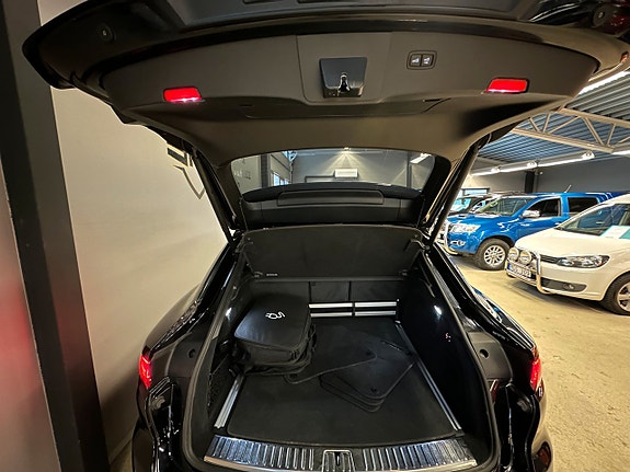 Porsche Cayenne Coupe 19 of 23