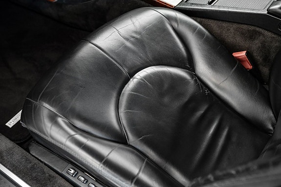 Mercedes-Benz SL500 23 of 25