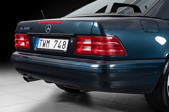 Mercedes-Benz SL500 7 of 25