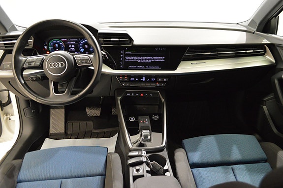 Audi A3 9 of 17