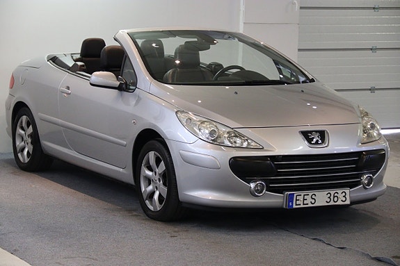 Peugeot 307 CC 3 of 16