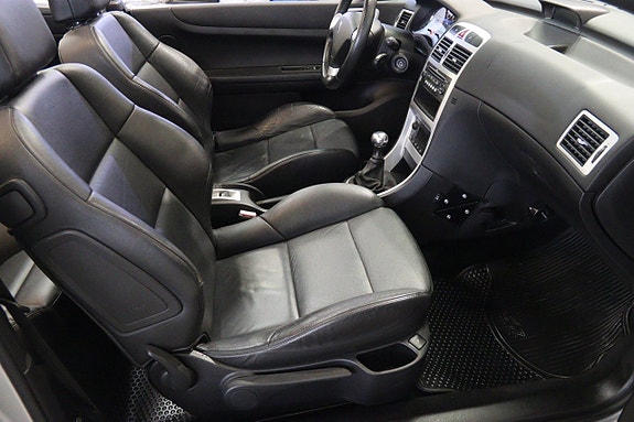 Peugeot 307 CC 11 of 16