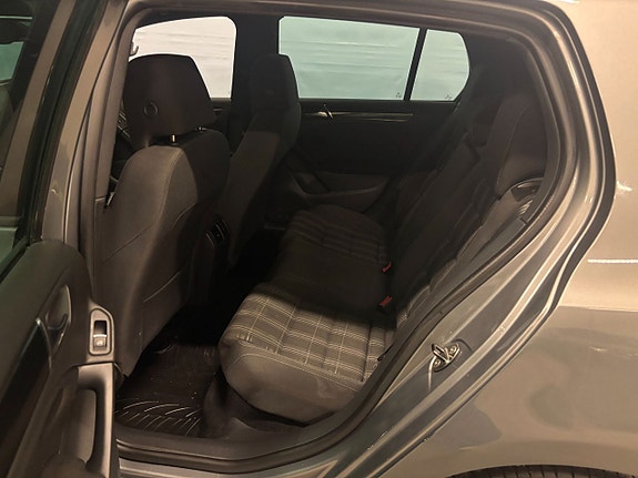 Volkswagen Golf I 11 of 16