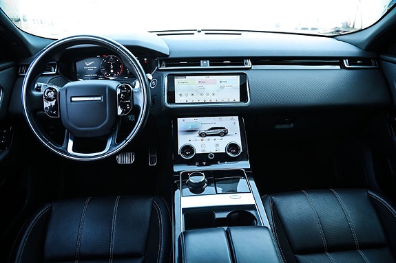 Land Rover Range Rover Velar 11 of 18