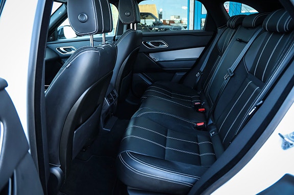Land Rover Range Rover Velar 14 of 18