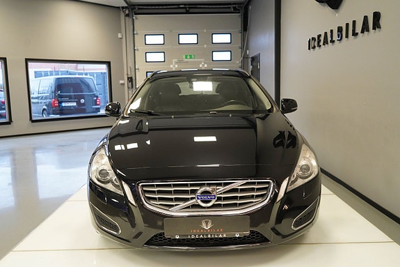 Volvo V60 5 of 10