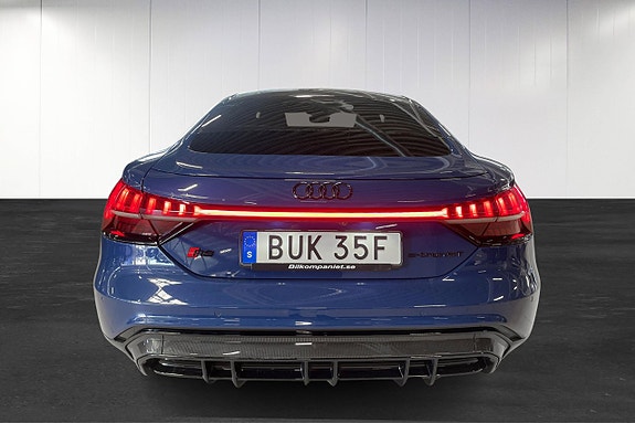 Audi e-tron GT RS 7 of 26
