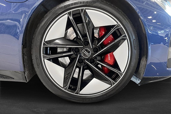 Audi e-tron GT RS 23 of 26