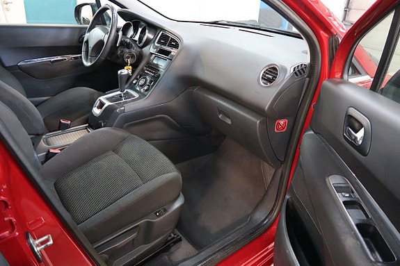 Peugeot 5008 15 of 19