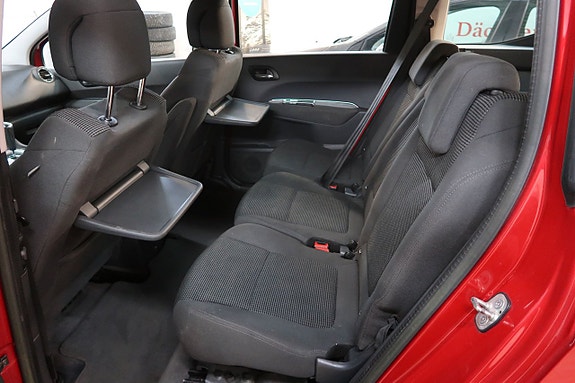 Peugeot 5008 13 of 19