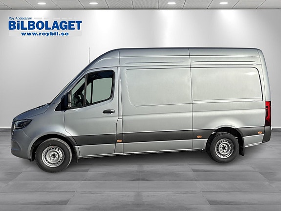 Mercedes-Benz Sprinter 317 2 of 10