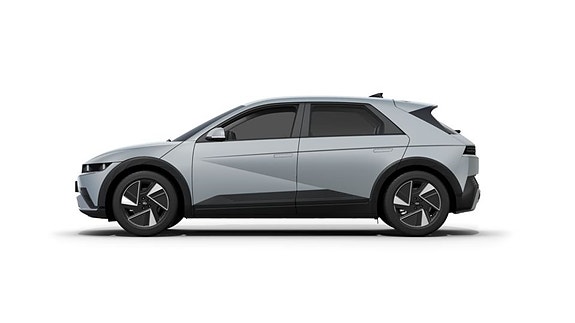 Hyundai Ioniq 5 2 of 6