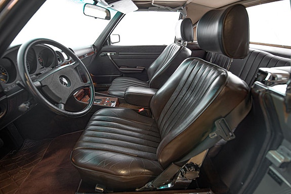 Mercedes-Benz SL300 14 of 30