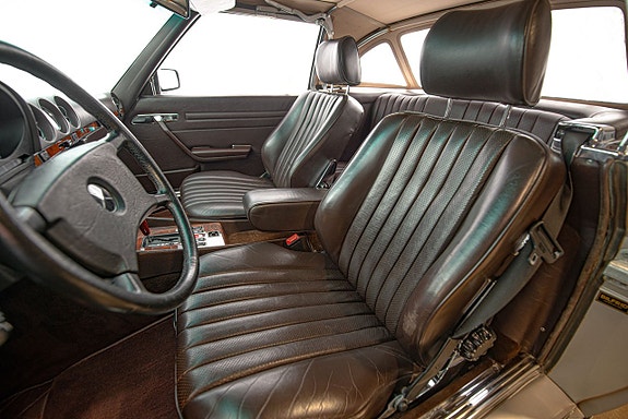 Mercedes-Benz SL300 15 of 30