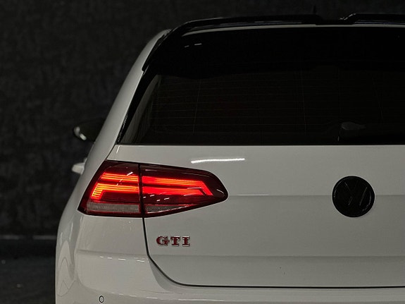 Volkswagen Golf-Serie 10 of 27