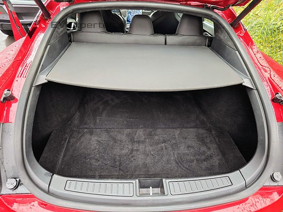 Tesla Model S 9 of 21