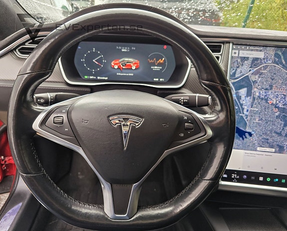 Tesla Model S 13 of 21