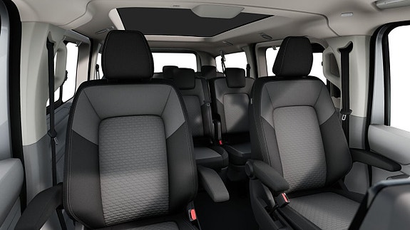 Volkswagen Caravelle 6 of 9