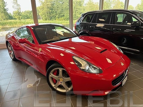 Ferrari California 7 of 21