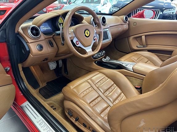 Ferrari California 9 of 21