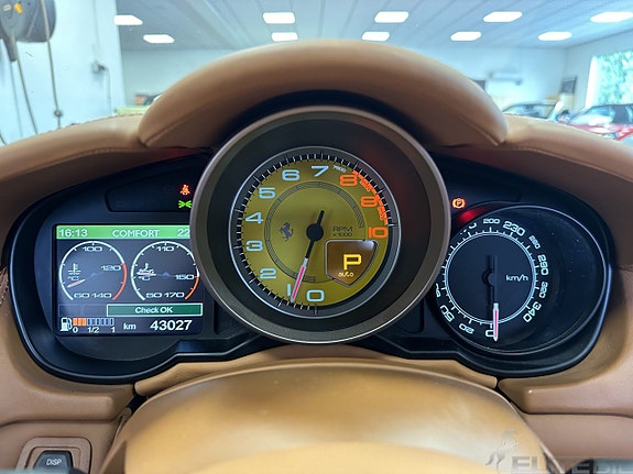 Ferrari California 14 of 21