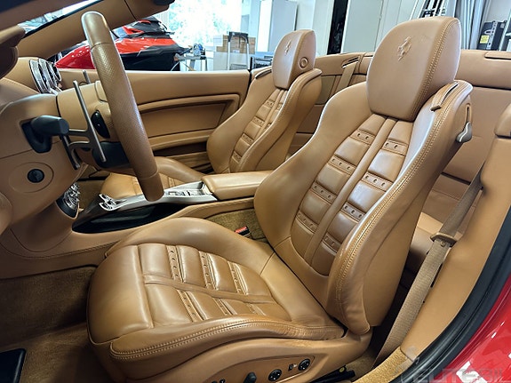 Ferrari California 10 of 21