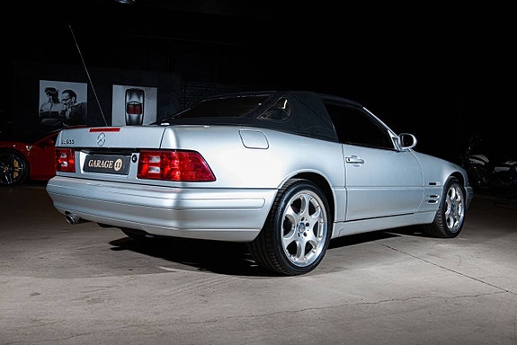 Mercedes-Benz 500 SL 22 of 30