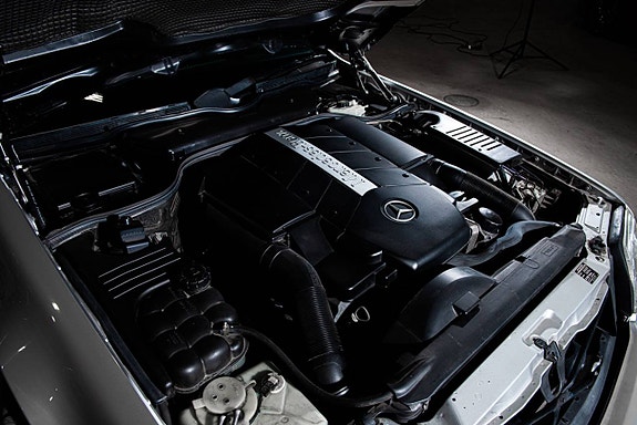 Mercedes-Benz 500 SL 26 of 30