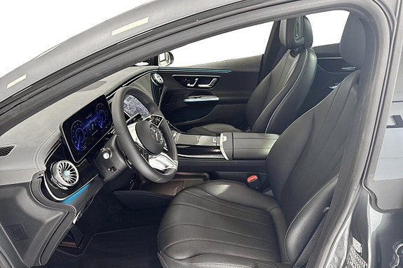 Mercedes-Benz EQE350 12 of 14