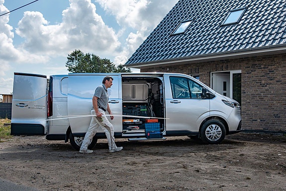 Maxus Deliver 7 3 of 9