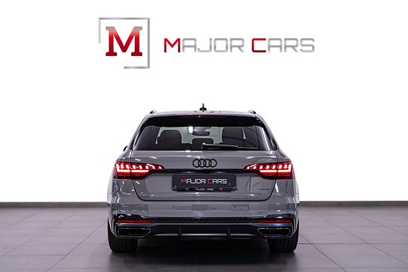 Audi A4 5 of 28