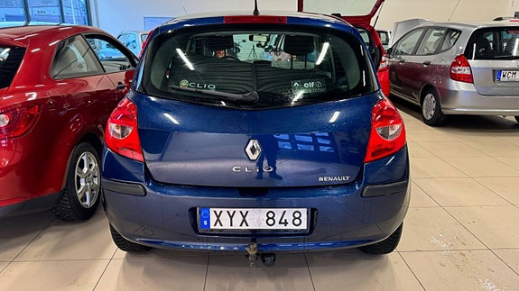 Renault Clio 7 of 16