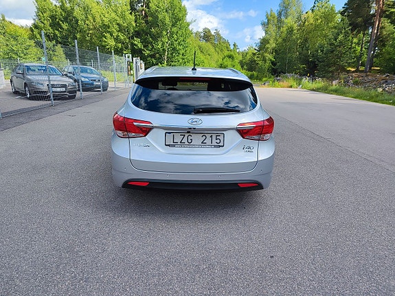 Hyundai i40 8 of 10