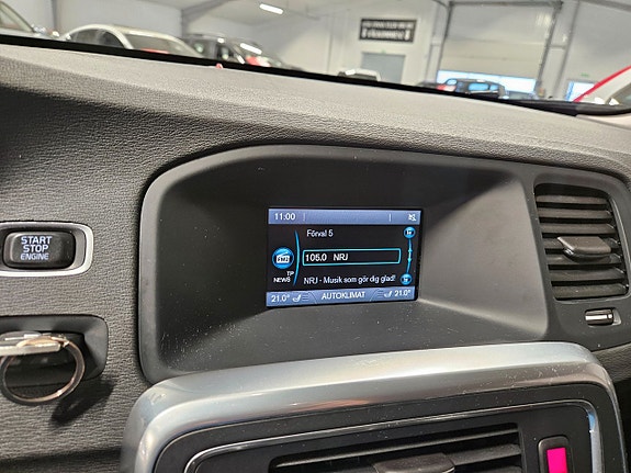 Volvo V60 11 of 12